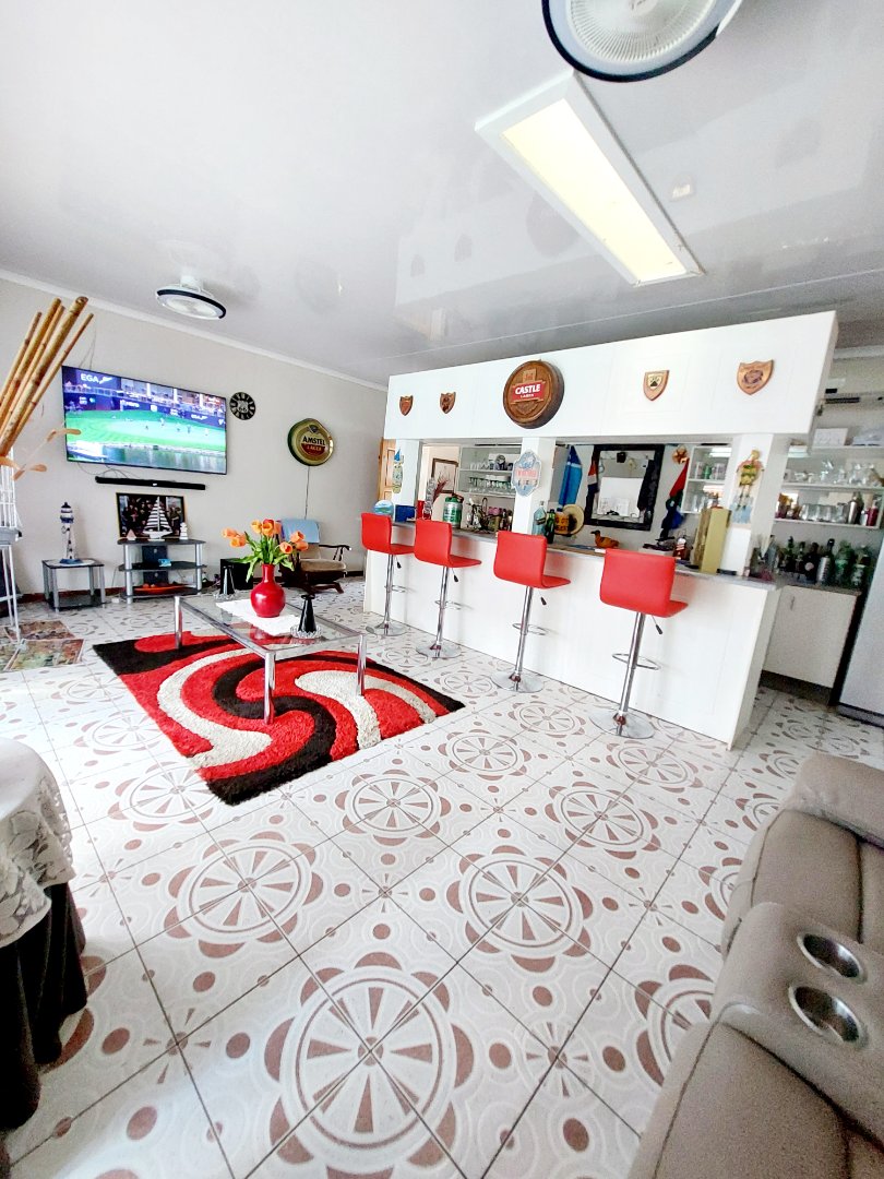 3 Bedroom Property for Sale in Flamwood North West